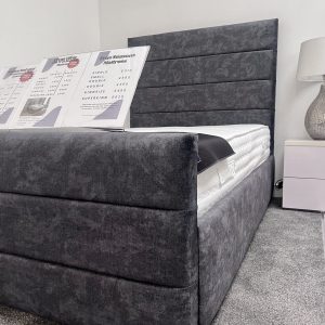 Venice Bed (Sale Offer)