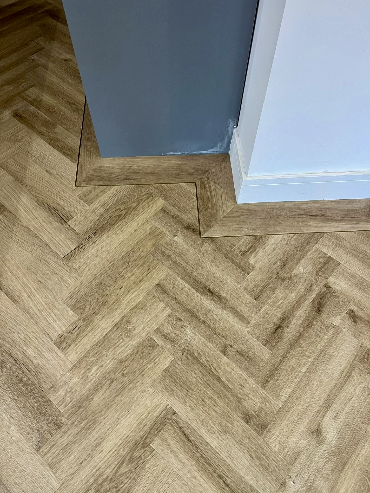LG - Dusty Beige Large Parquet - Image 13