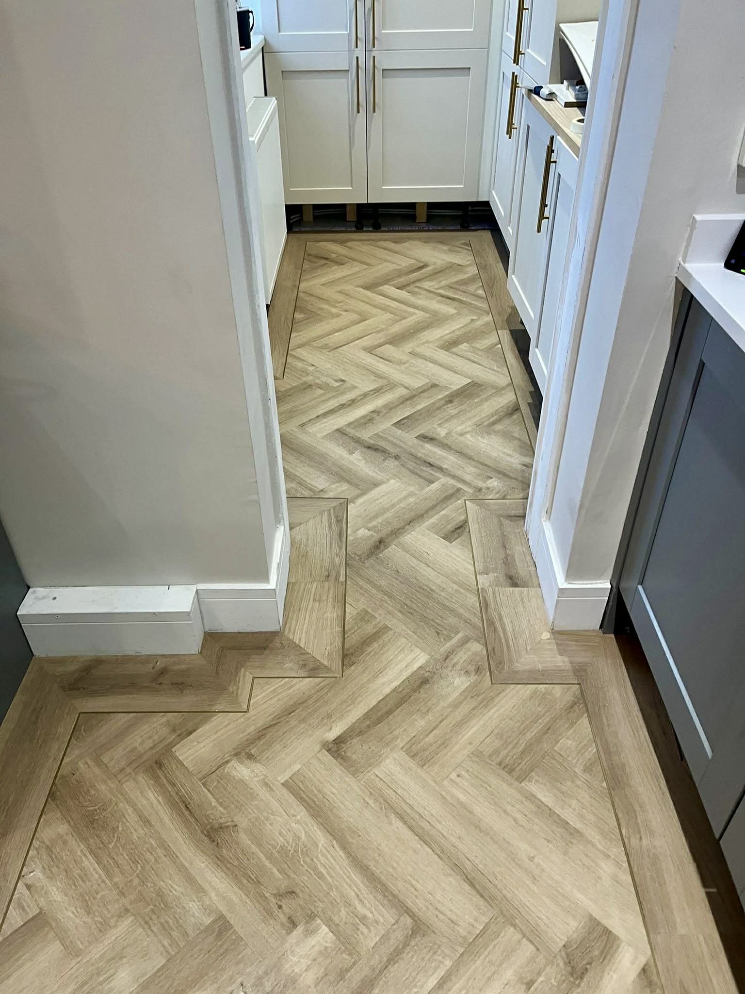 LG - Dusty Beige Large Parquet - Image 16