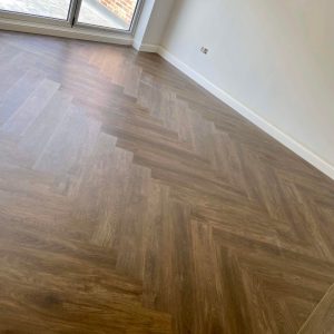 LG Hausy - Country Oak